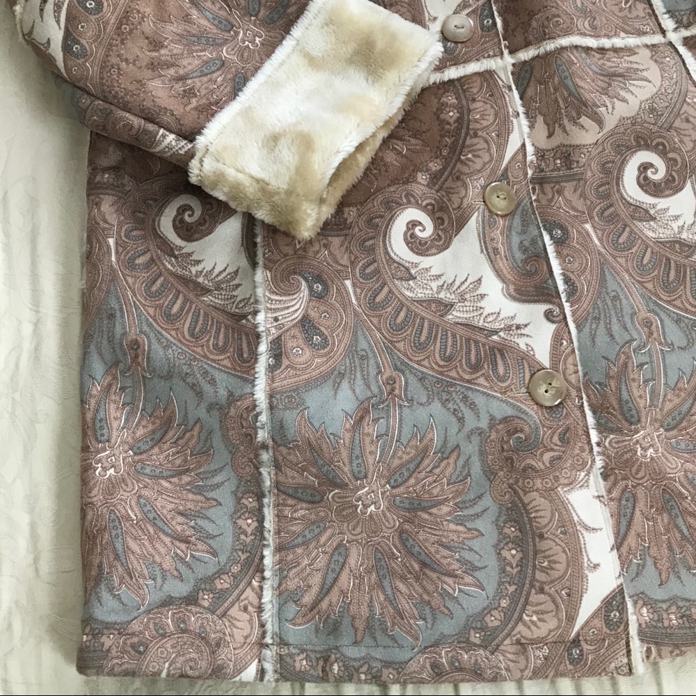 FAUX SHEARLING Paisley Print Coat / DENNIS BASSO